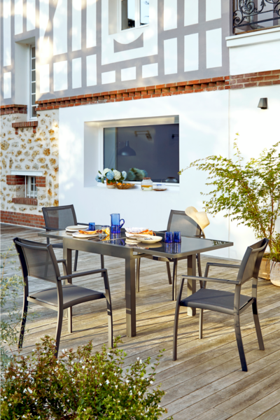 TABLE EXTENSIBLE EN ALUMINIUM 