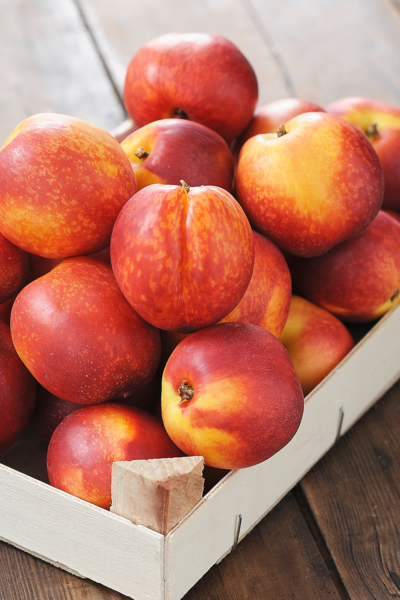 NECTARINE BLANCHE ET/OU JAUNE Intermarché Toutes et tous unis contre la vie chère
